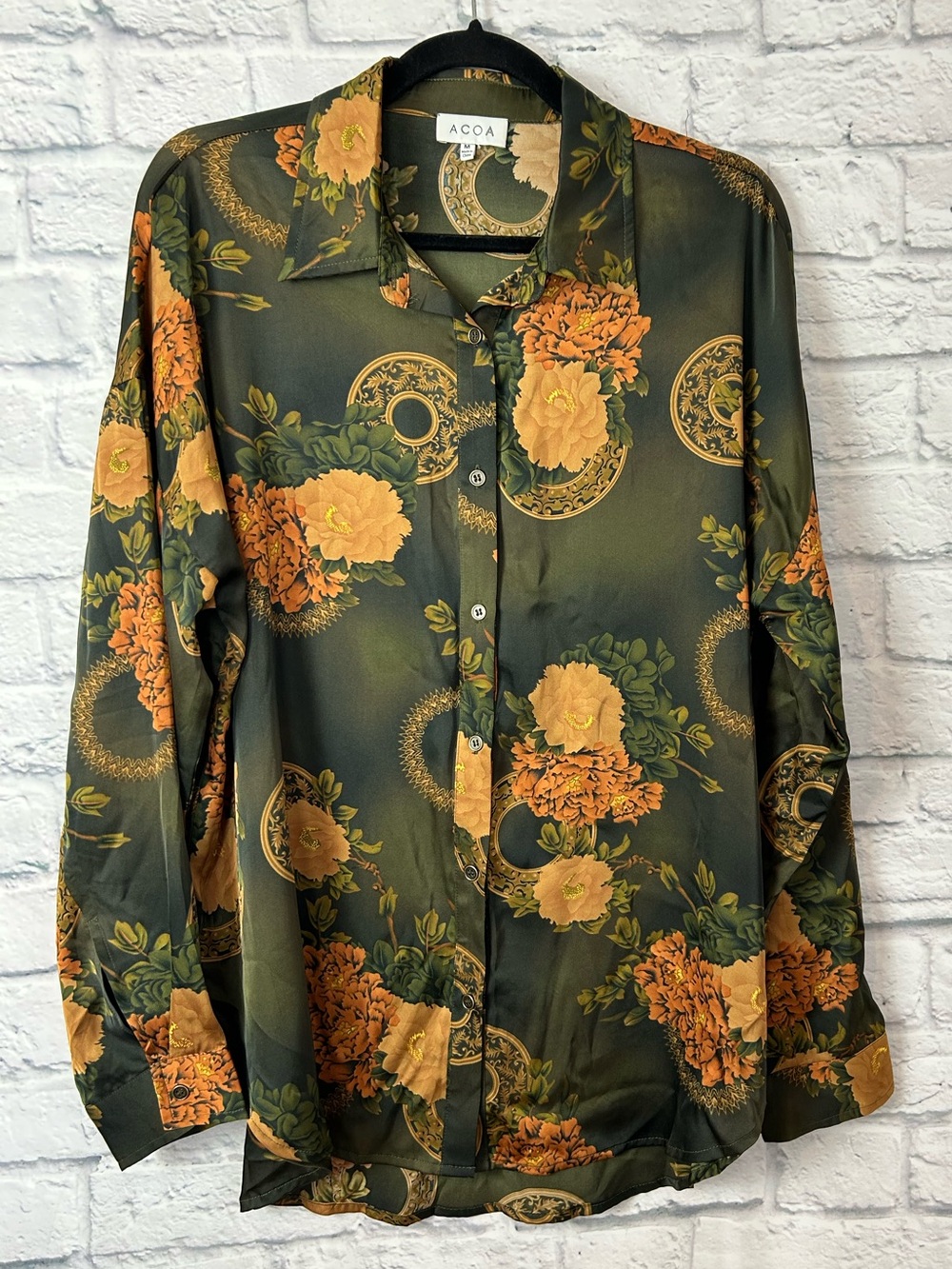 ACOA Women’s Medium Oversized Olive Green Floral Button Down Blouse Shirt